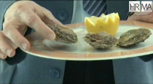 Logo Préparation de restaurant : ouverture et service des huîtres plates